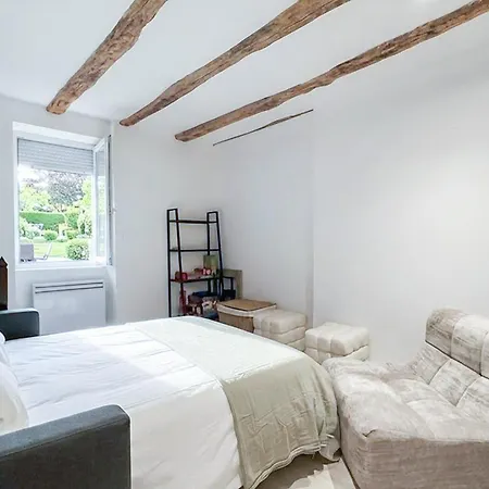 Ferienhaus Charmante Maison Au Calme
